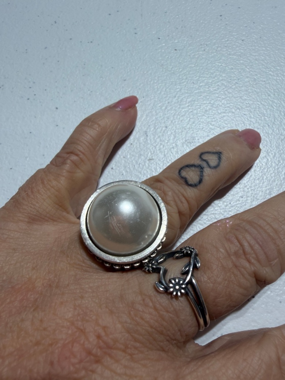 French Kande Silver-Tone Pearl Dome Ring with Crystal Accents - White  (4) - Picture 8 of 8